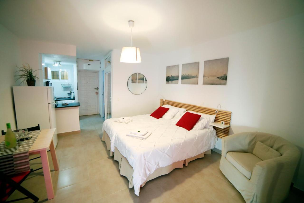Apartamentos Dc II Benalmádena Exteriör bild